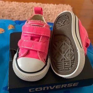 Pink infant pink converse. Like new